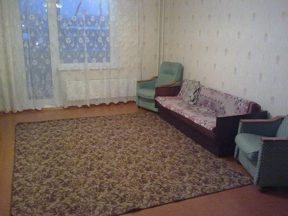 Негриятка дома хазайка