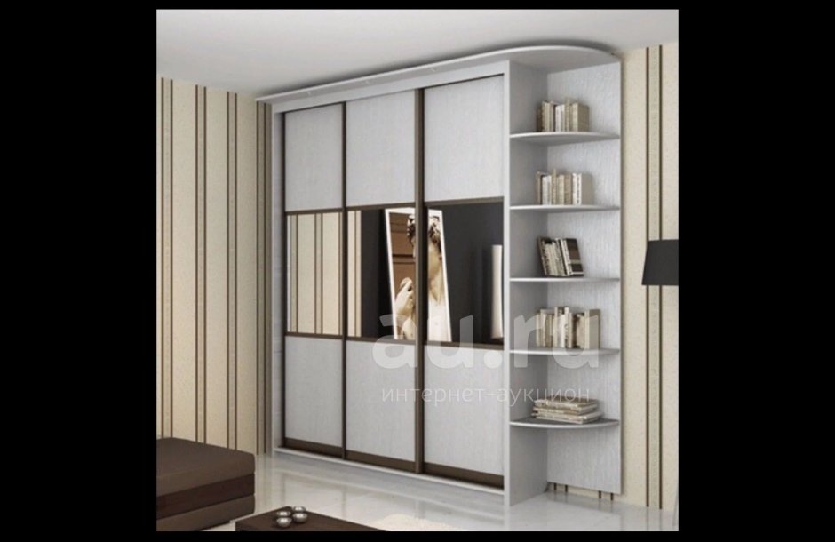Комбинированный шкаф купе с полками