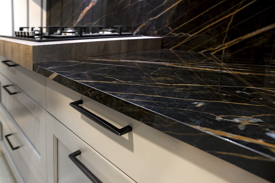 Laminam Cava Noir desir столешница