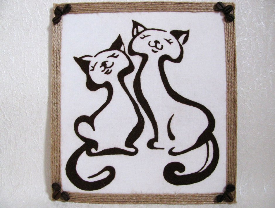 Панно из кофейных зерен кошки