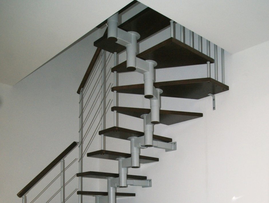 Фурнитура для модульных лестниц