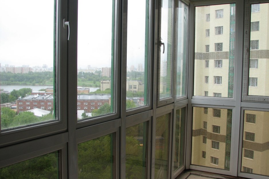 Рехау панорамное остекление балкона
