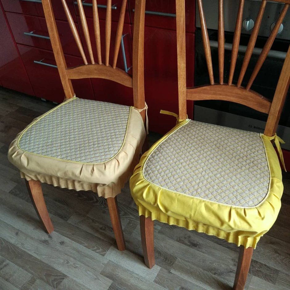 Чехлы на сидушки стульев