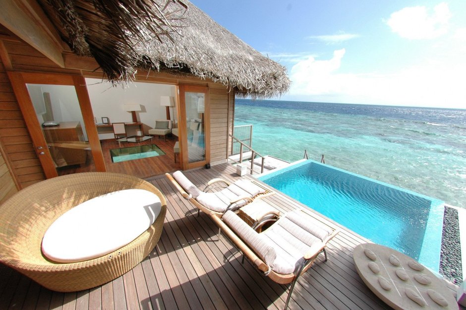 Huvafen Fushi на Мальдивах бассейн