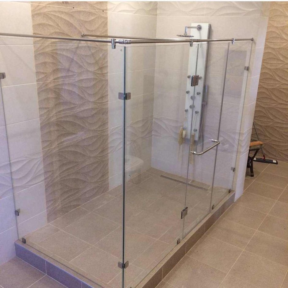 Душевое поворотное ограждение для ванн (1400*750) правое 1-10-0-2-0-100