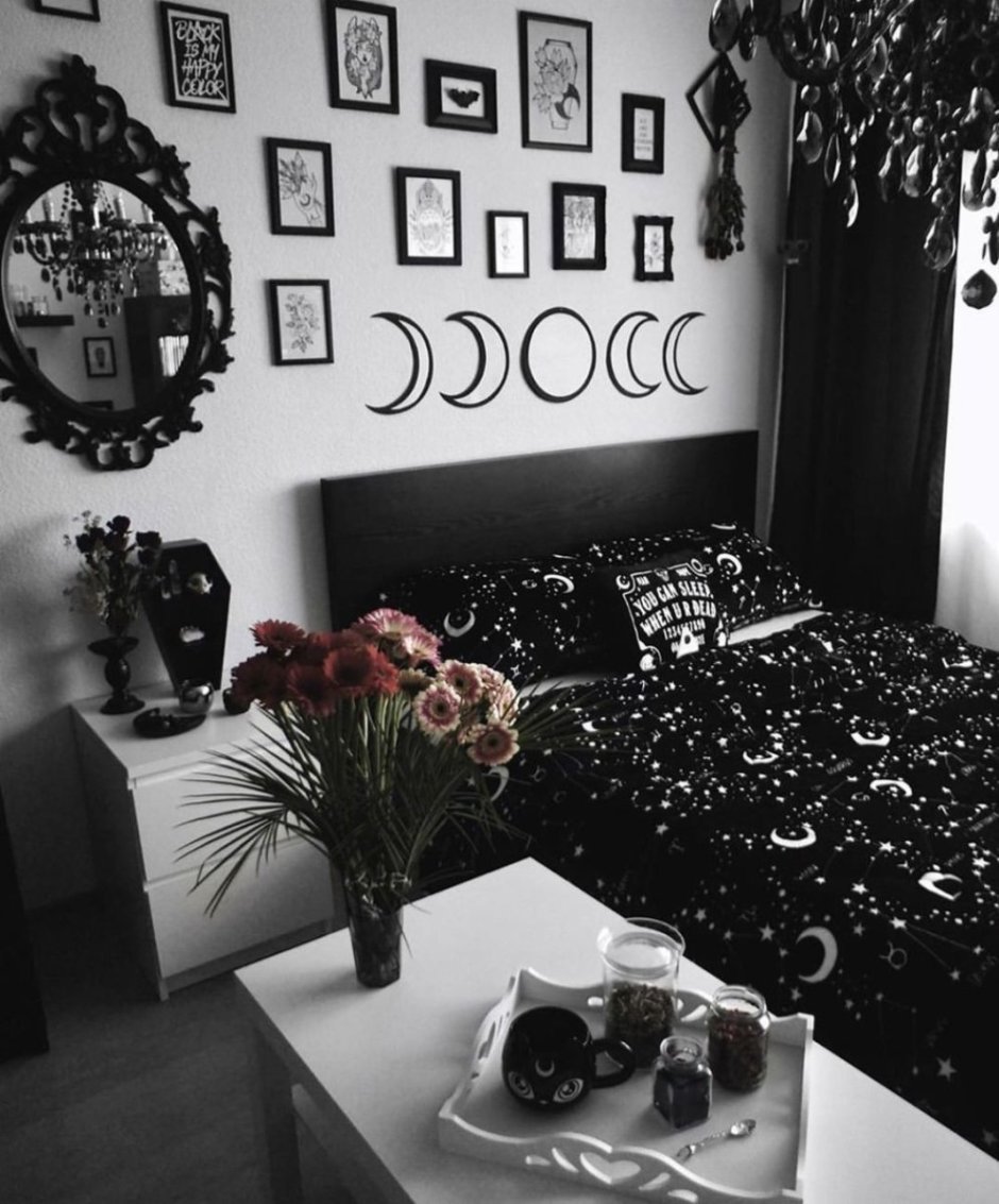 Комната в чёрном цвете
