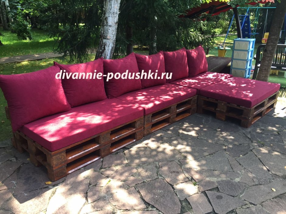 Садовая мебель из поддонов