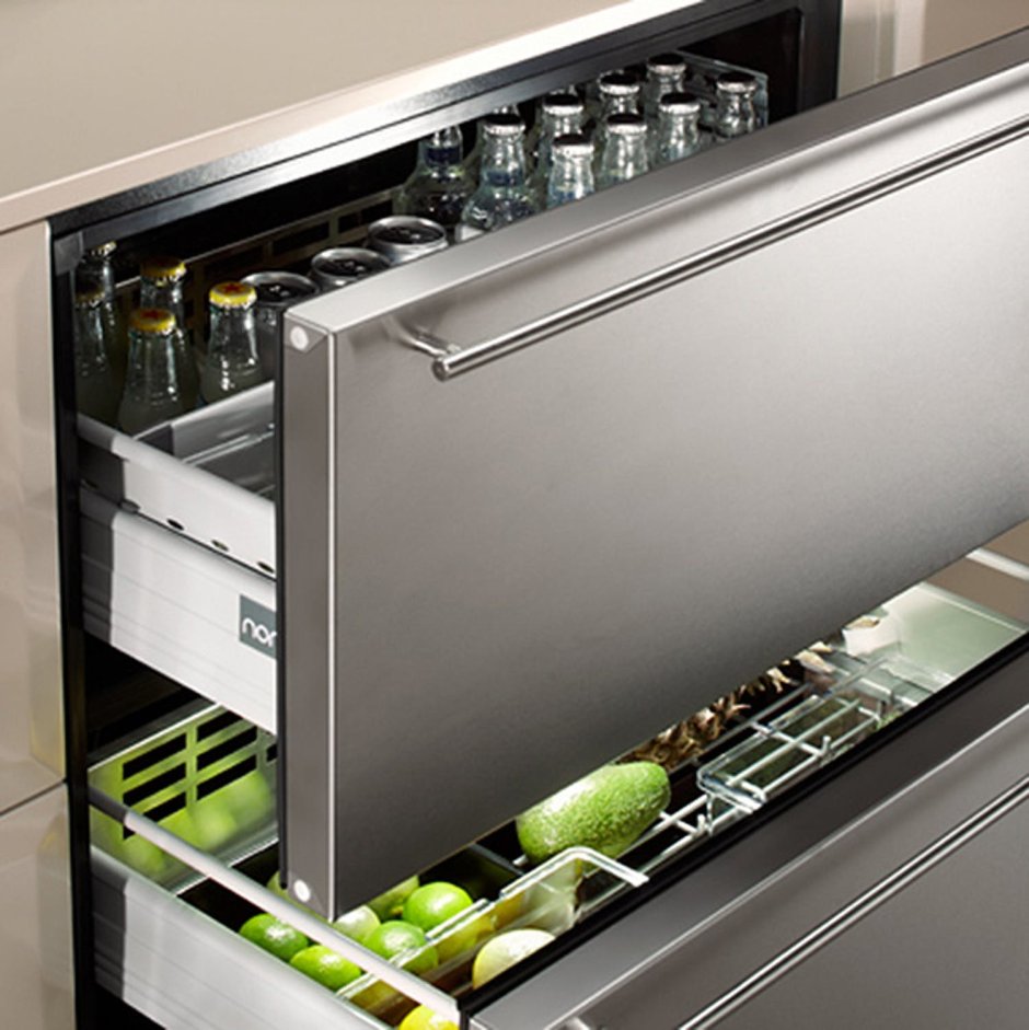Встраиваемый холодильник Hotpoint-Ariston BDR 190 Aai