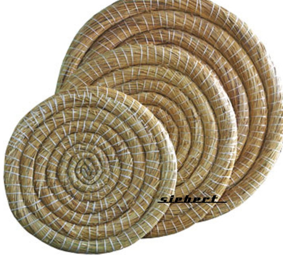 Коврик из соломы