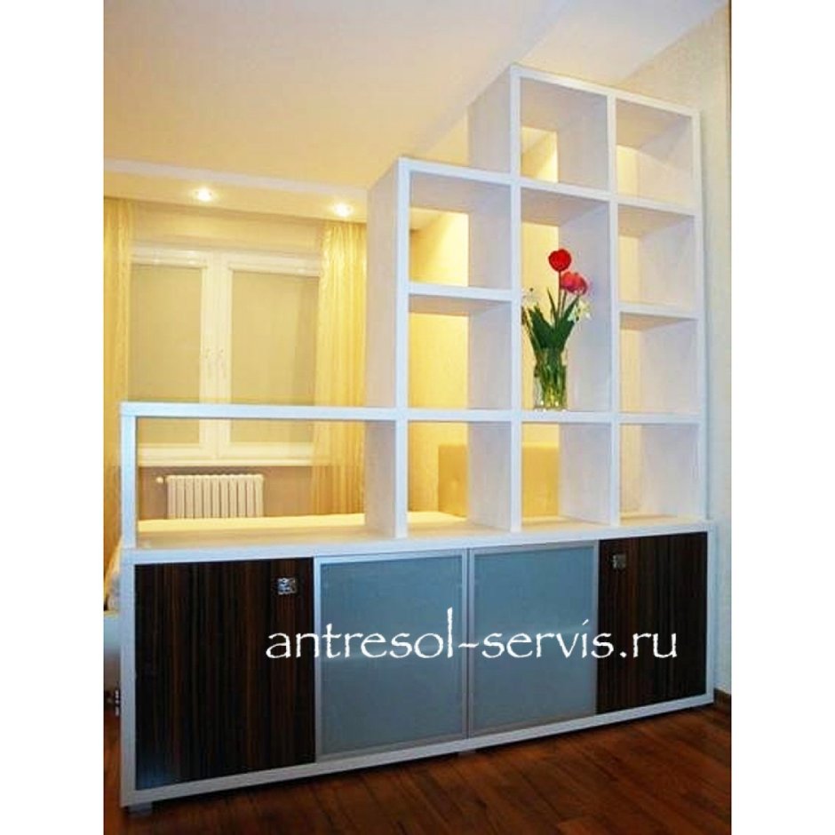 Стеллаж для зонирования комнаты