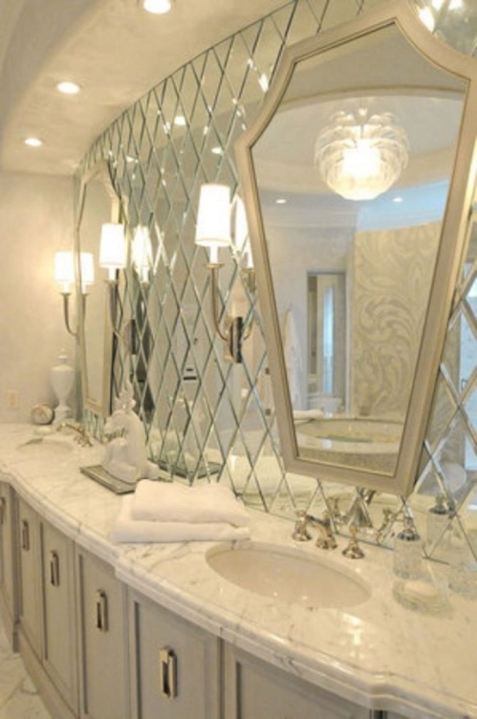 Зеркальная плитка в ванную