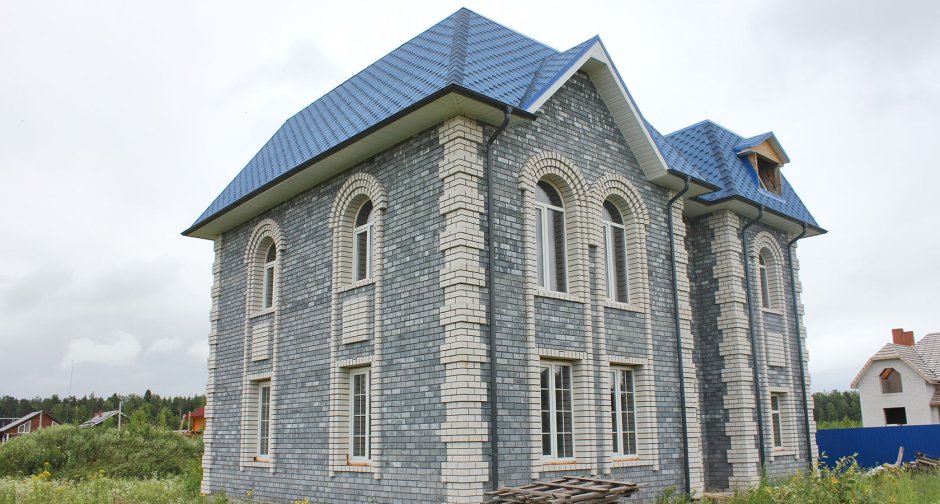 Фасад дома из керамзитобетонных блоков