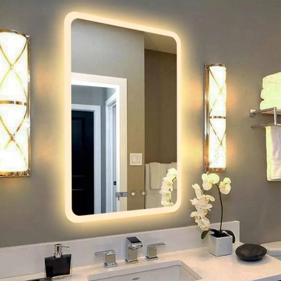 Зеркало с подсветкой в ванную