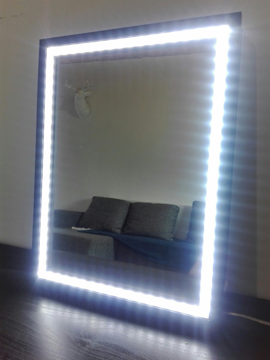 Зеркало Диамант со светодиодной подсветкой 750х353 мм