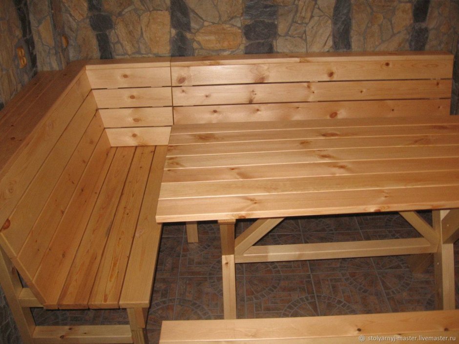 Деревянная мебель для бани