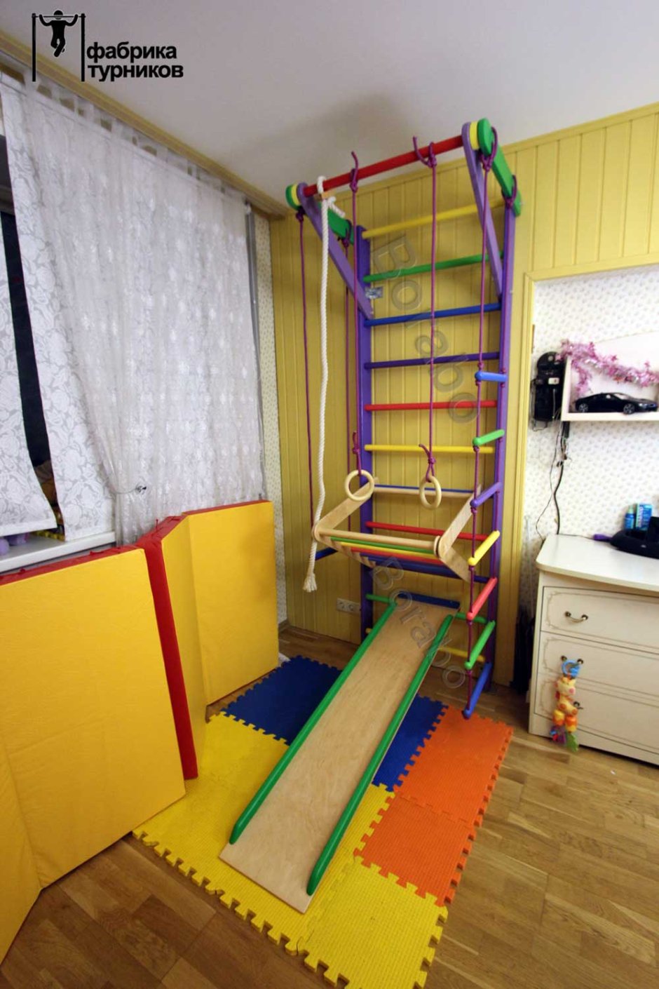Детский спортивный уголок для квартиры