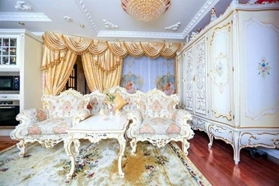 Квартира в Царском стиле