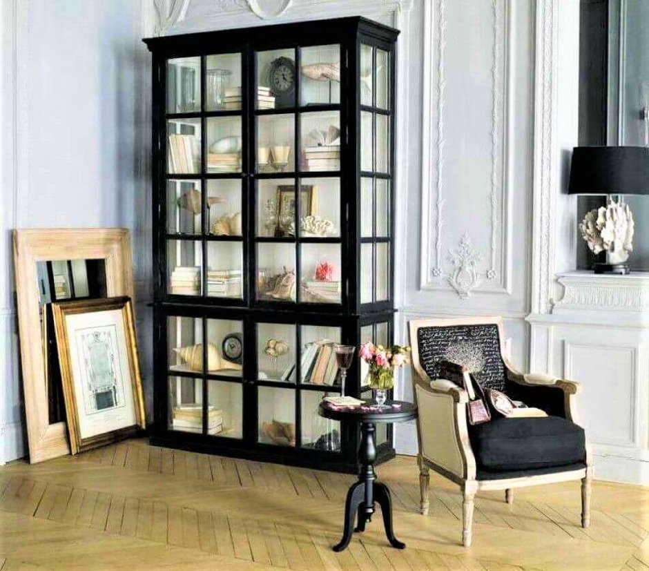 Шкаф книжный со стеклянными