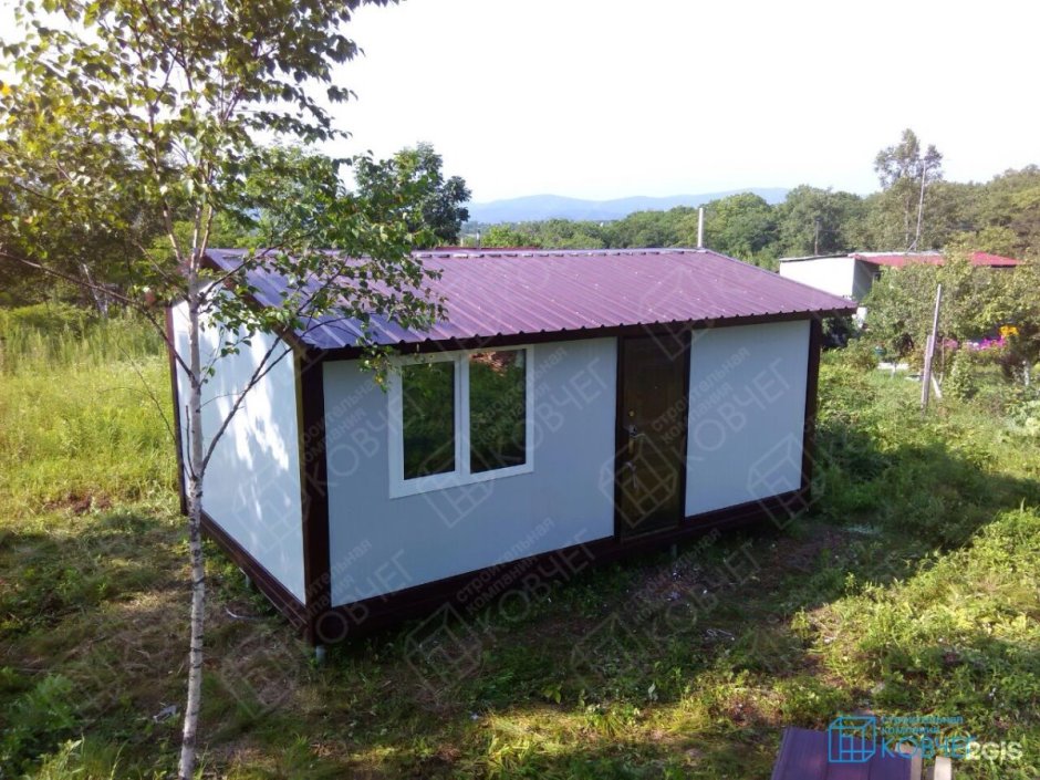 Домик из сэндвич панелей на дачу