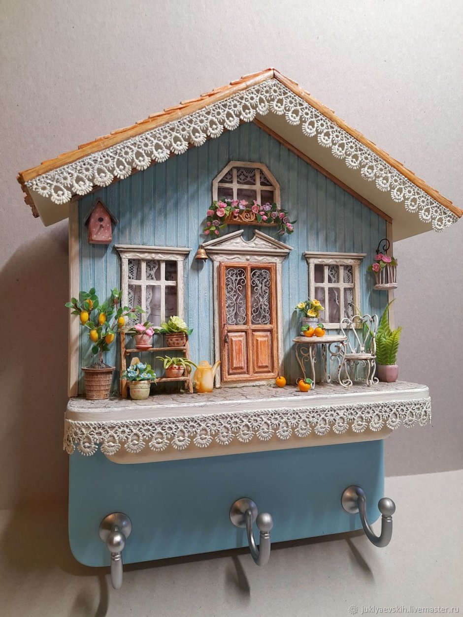 Ключница с подсветкой
