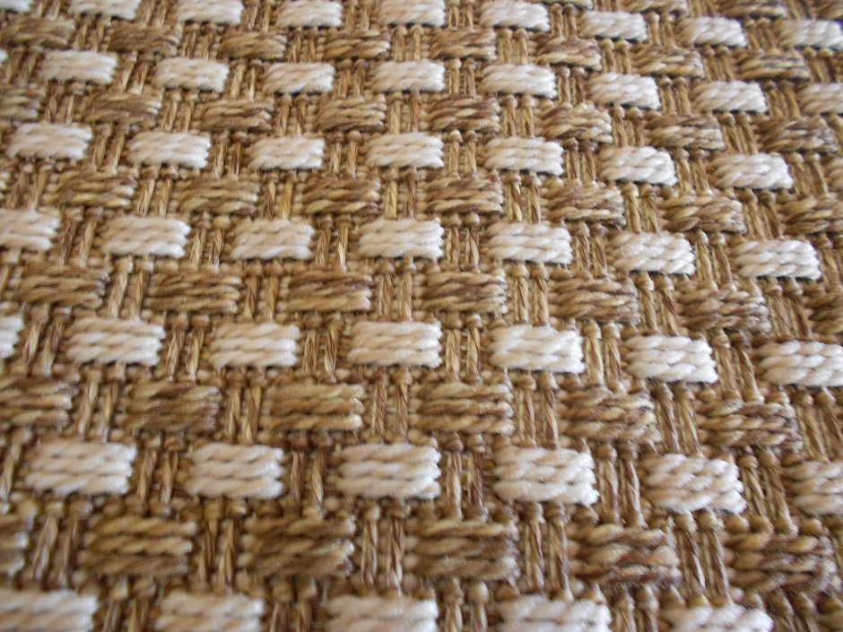 Плетеные коврики из джута