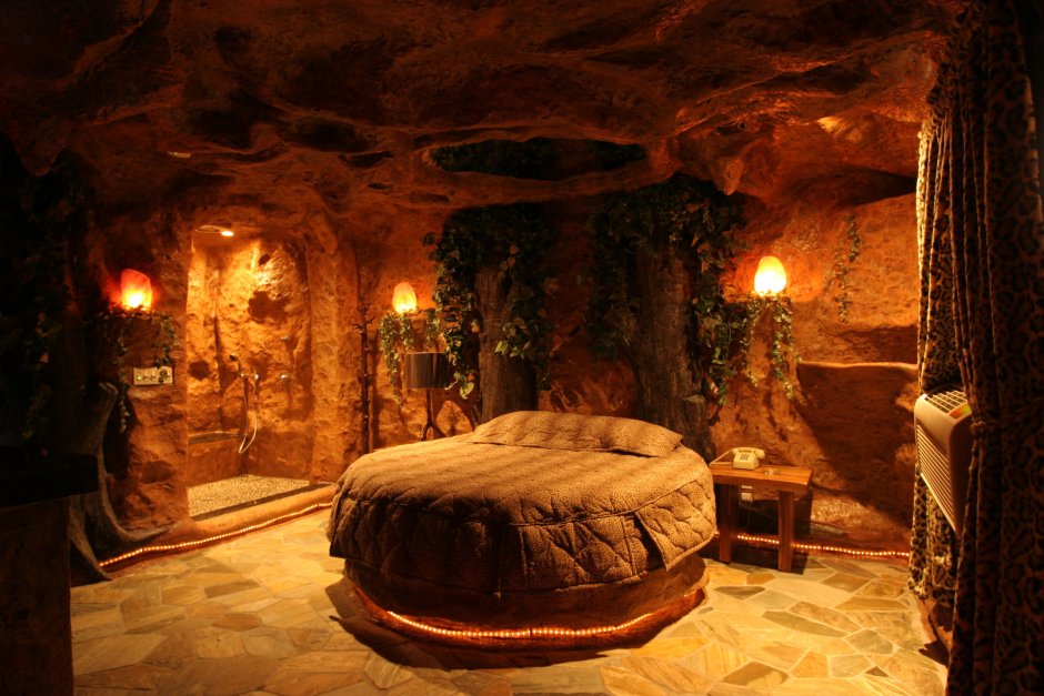 Комната в пещере