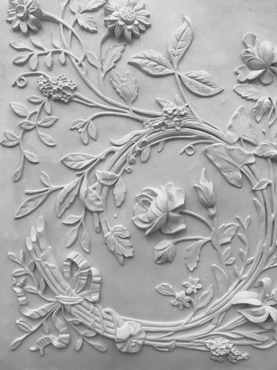 Растительный барельеф Ренессанс