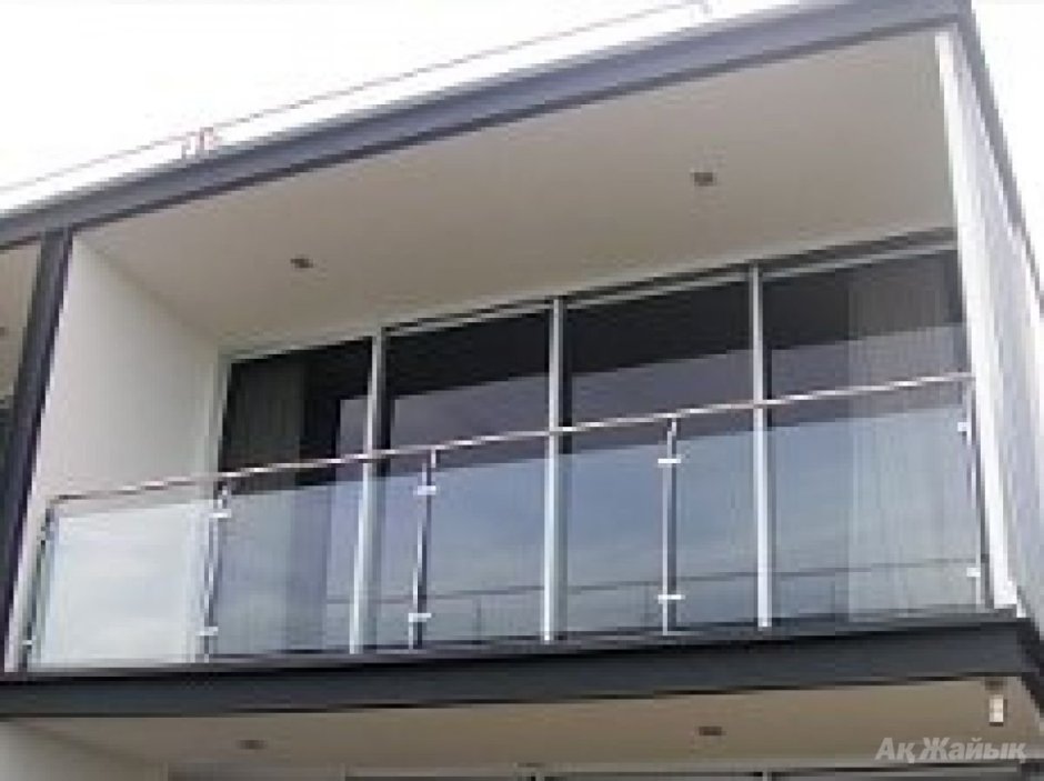 Стеклянное ограждение балкона стойка AISI 304