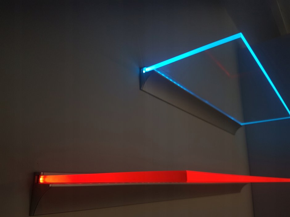 Светодиодный светильник Zeta GLASSLINE для подсветки стеклянных полок