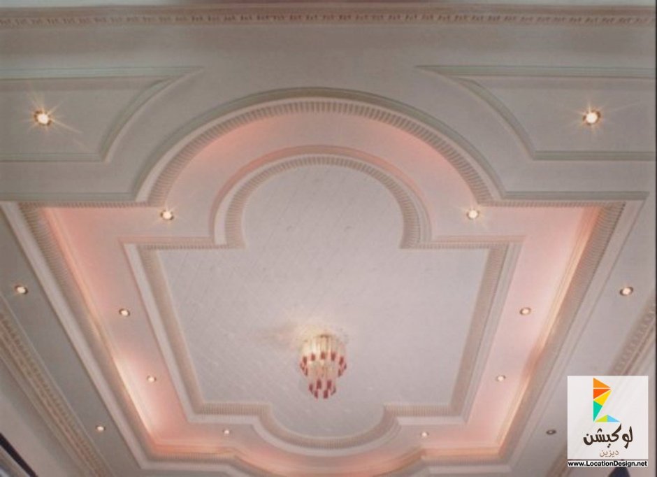 Фигурный потолок из гипсокартона классика