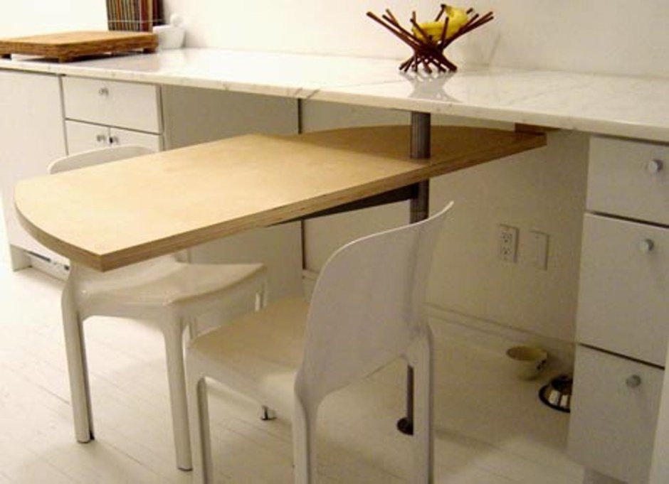 Стол с выдвижной столешницей для кухни