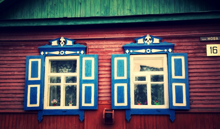 Старые окна ставни