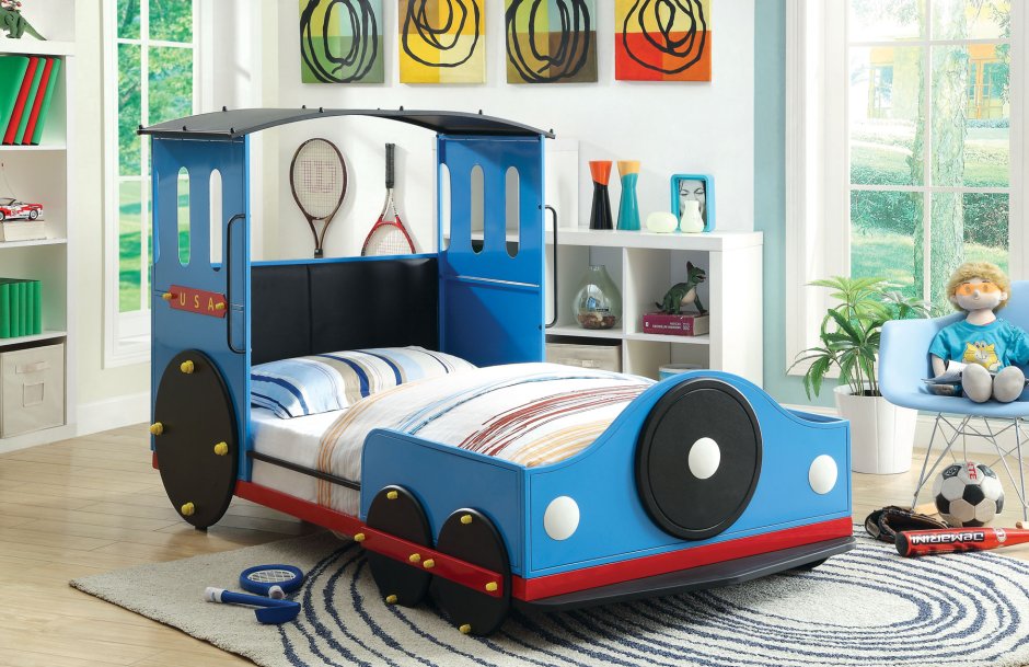 Детские кровати в виде трамвая
