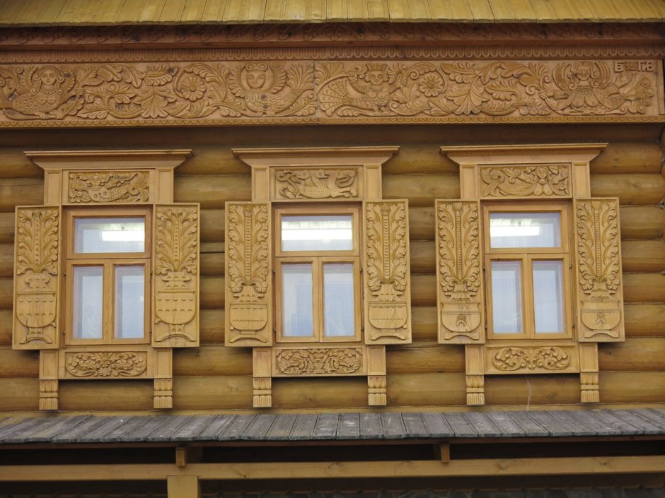 Резные ставни