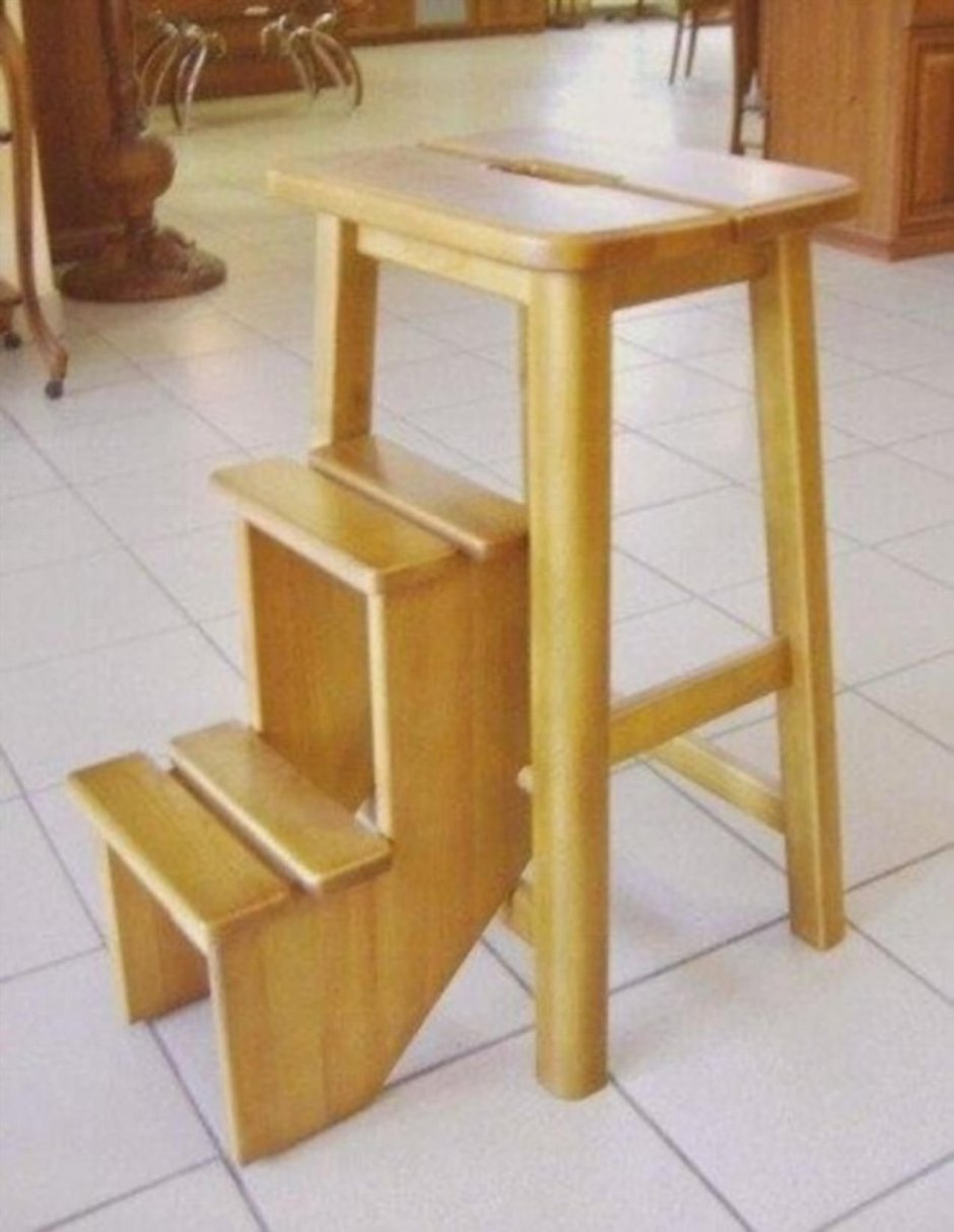 Кухонный стол лестница