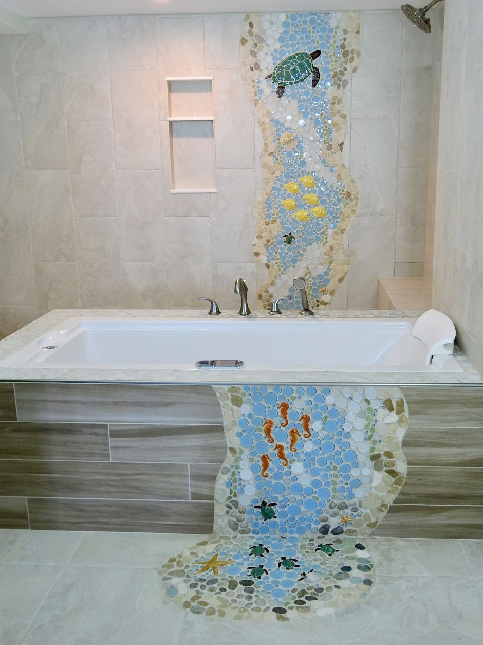 Декор из мозаики в ванной