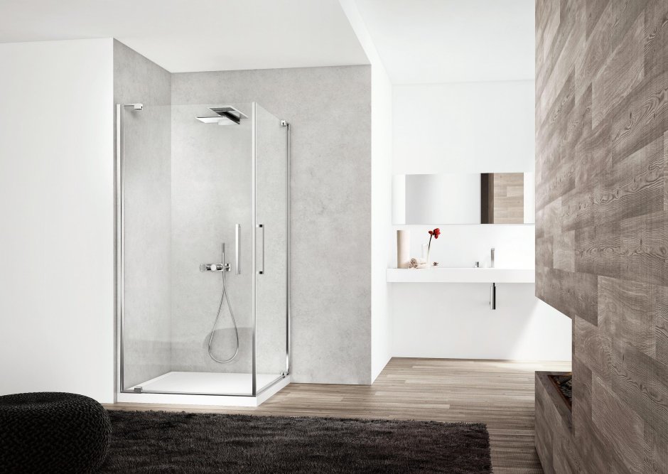 Exclusive Shower Cabins in White