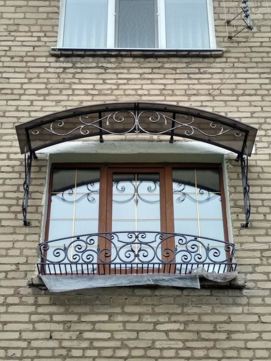 Козырек оконный
