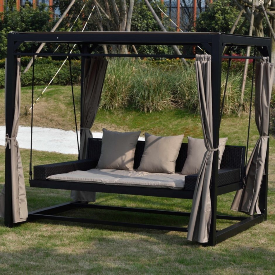 Барселона Садовая качель