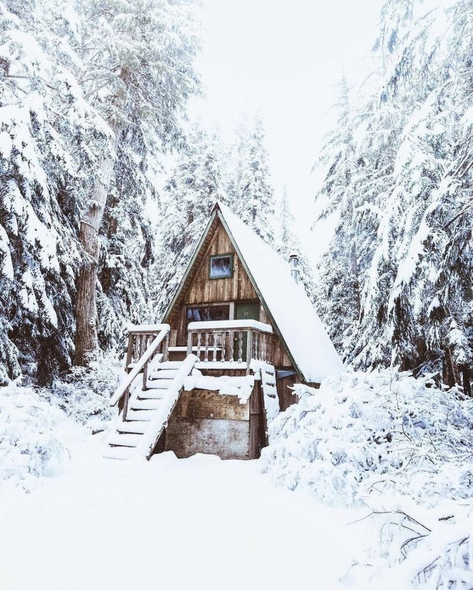 Хижина зимой