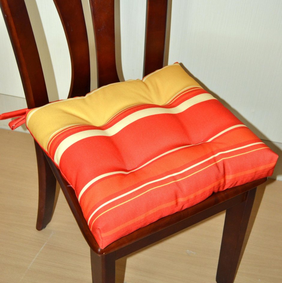 Сидушки на стулья с завязками