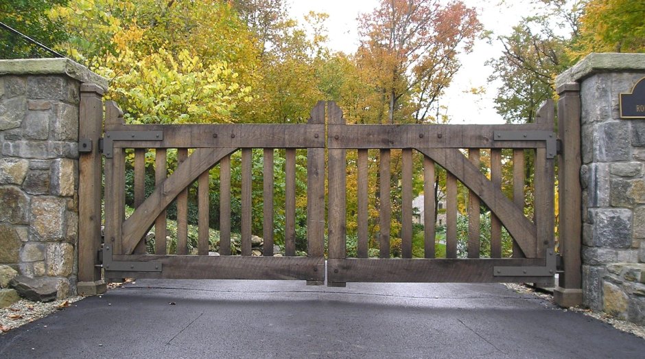 Ворота в стиле Кантри