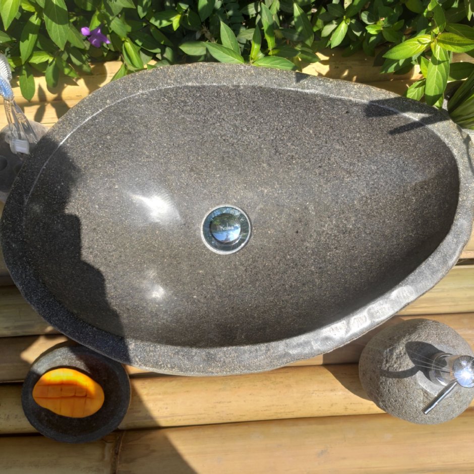 Раковина из речного камня RS-1275