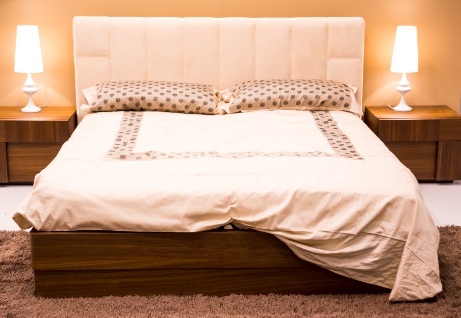 Кровать постель