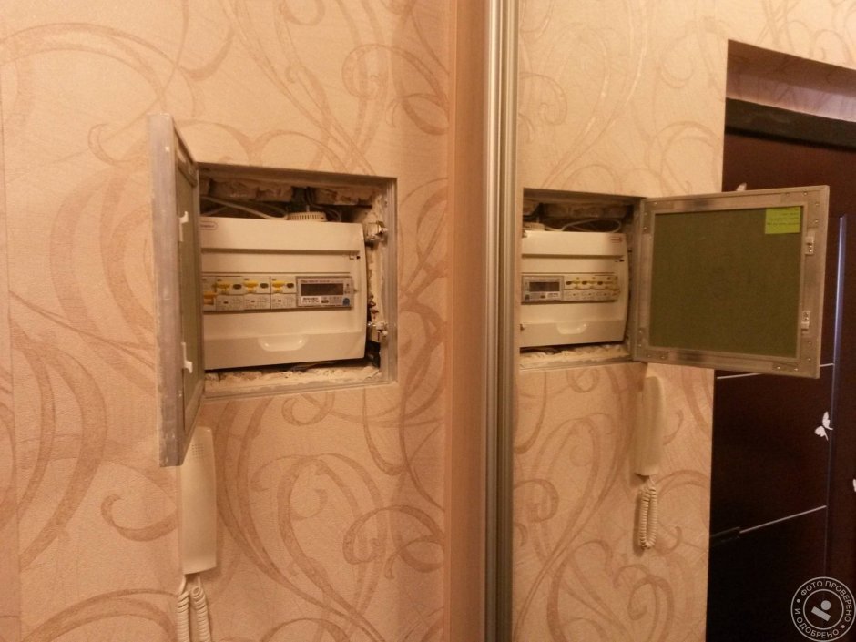 Встроенный щиток в квартире