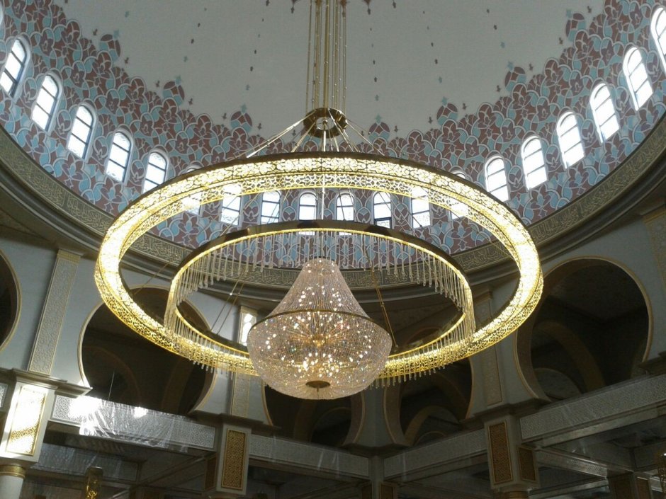 Люстра в Казанской мечети