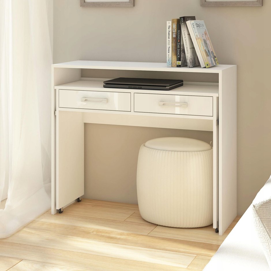 Столик для ноутбука совмещенный с туалетным столиком