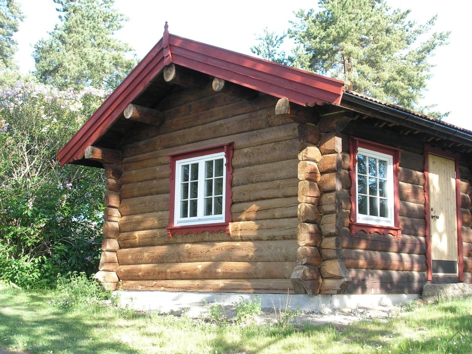 Сарай из лафета