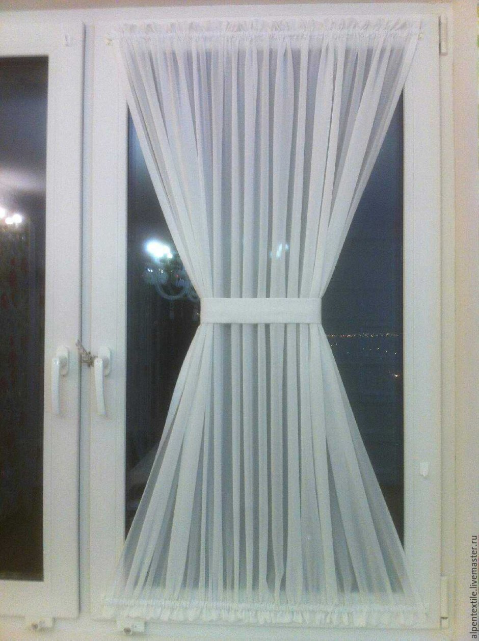 Шторы на балкон на липучке
