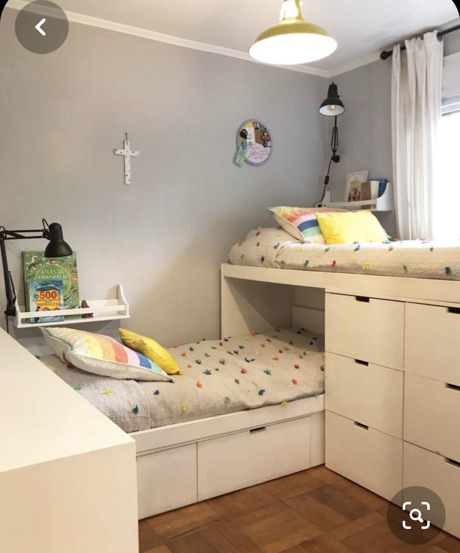 Малогабаритная детская комната для двоих